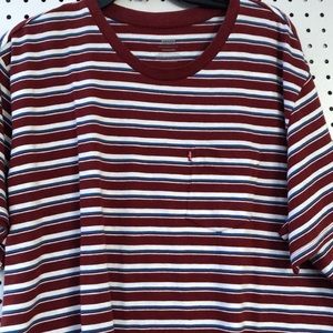 New! Levi’s Men’s Short Sleeves top size 2XL